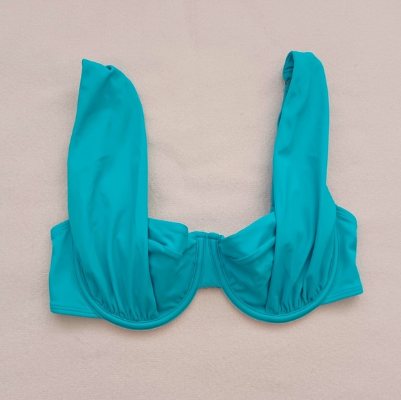 VENUS The Uplift Marilyn Bikini Top, size 34C - Picture 7 of 16